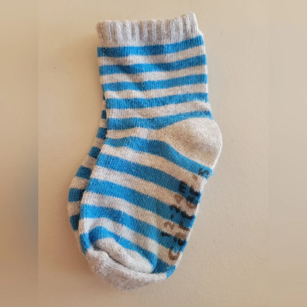 Robeez 12 pairs